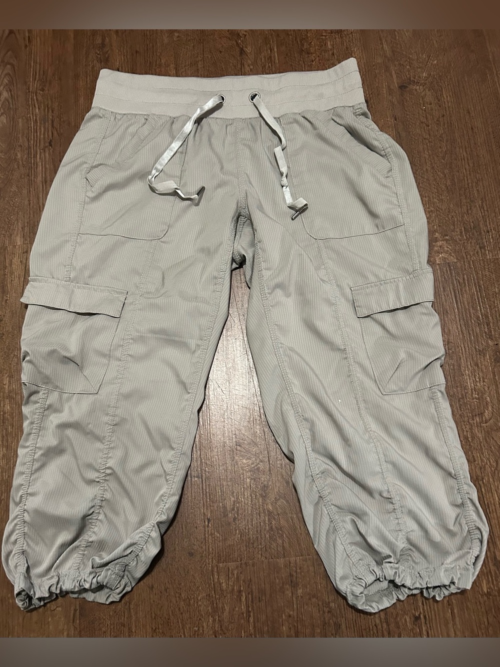Kyodan Taupe High-Waist Active Capri Leggings (inseam 18”)